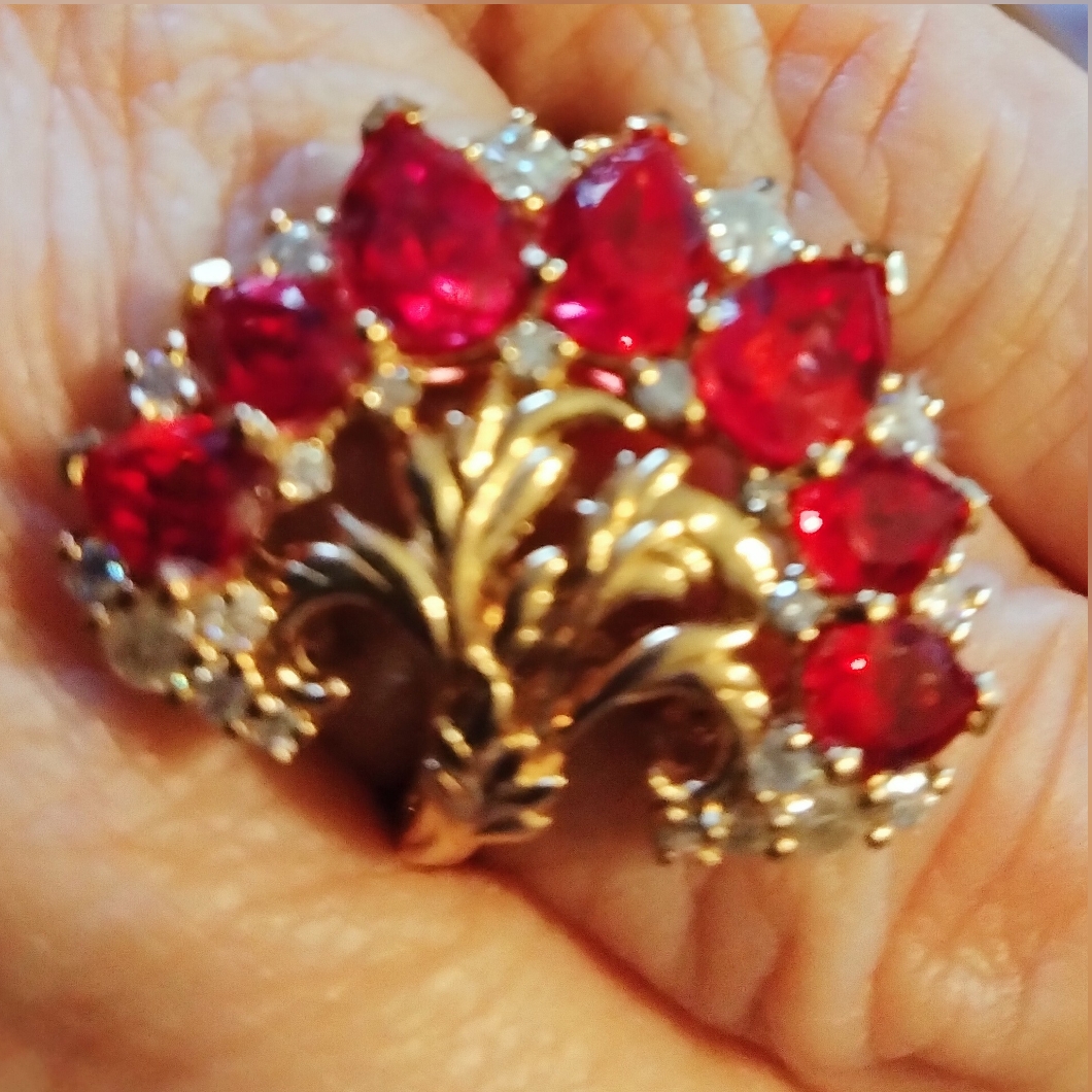 Padparadscha Sapphire Ring With Moissanite Accents 600 Ctw 129$